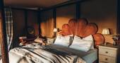 King size bed