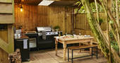 Oakdown Treehouse - bbq area, Colerne, Wiltshire