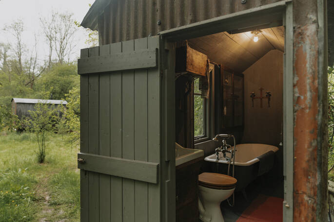 Joan's Hut Shepherd's hut loo, Stourport on seven, Worcestershire, England