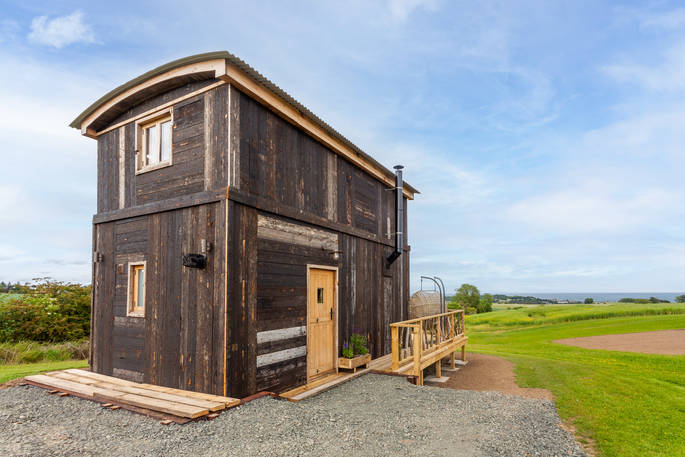 Bilton Lookout, Bilton Barns Farm (1)