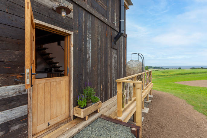 Bilton Lookout, Bilton Barns Farm (20)