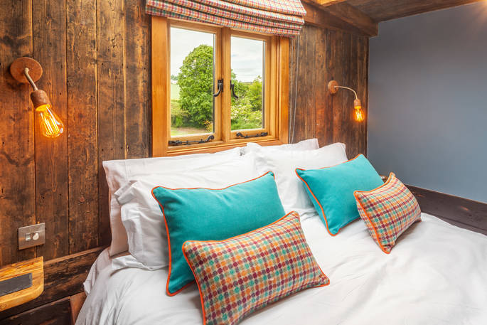 Bilton Lookout, Bilton Barns Farm (3)