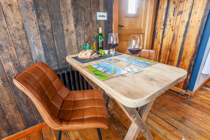 Bilton Lookout, Bilton Barns Farm (9)