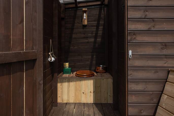 Compost loo