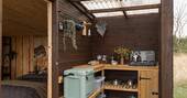 Covered kitchen (2)