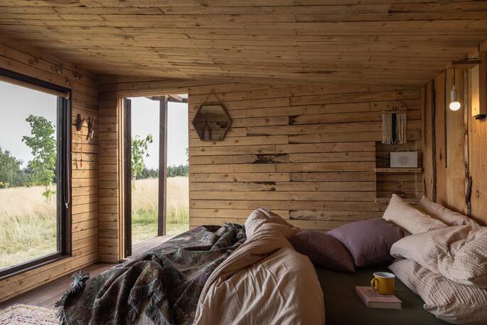 Kind size bed in the bedroom