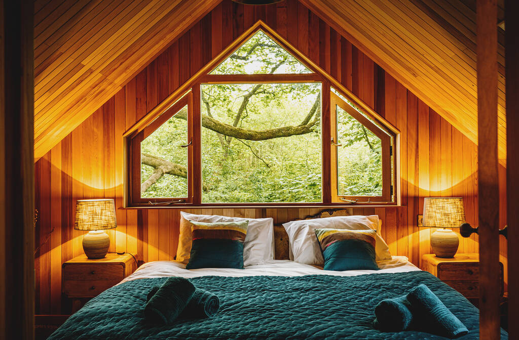 Cran Darach Treehouse Treehouse in Yorkshire Canopy & Stars