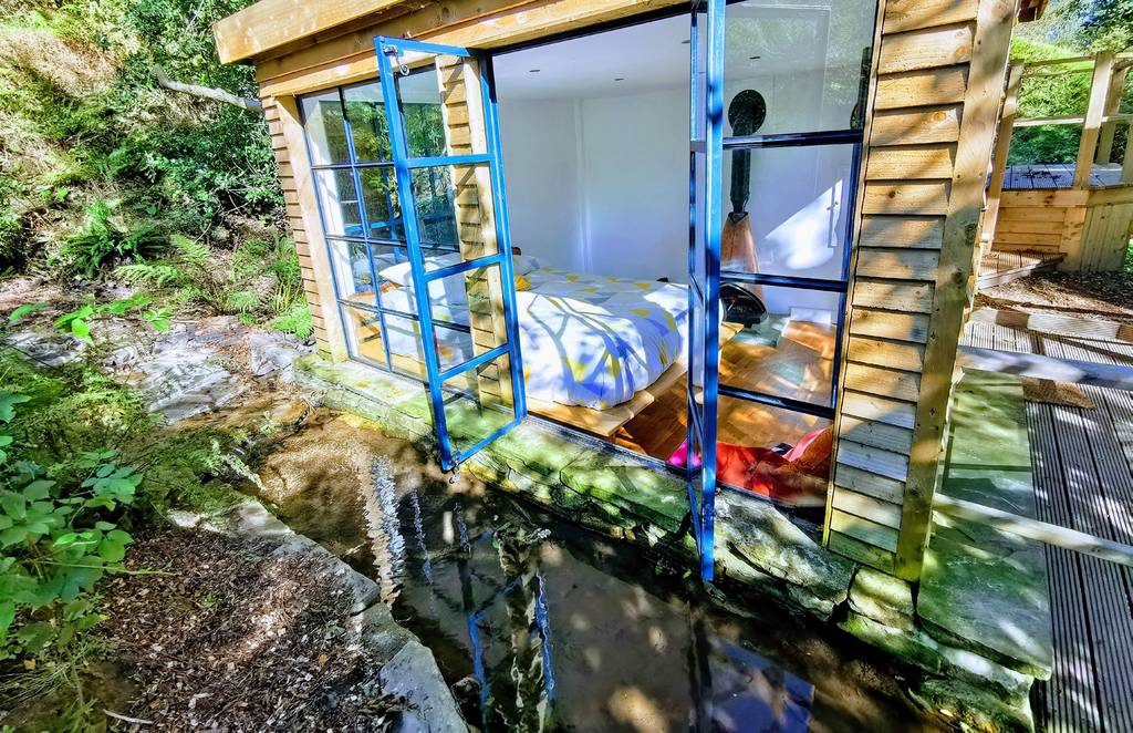 Falling Water Cabin in Yorkshire Canopy & Stars