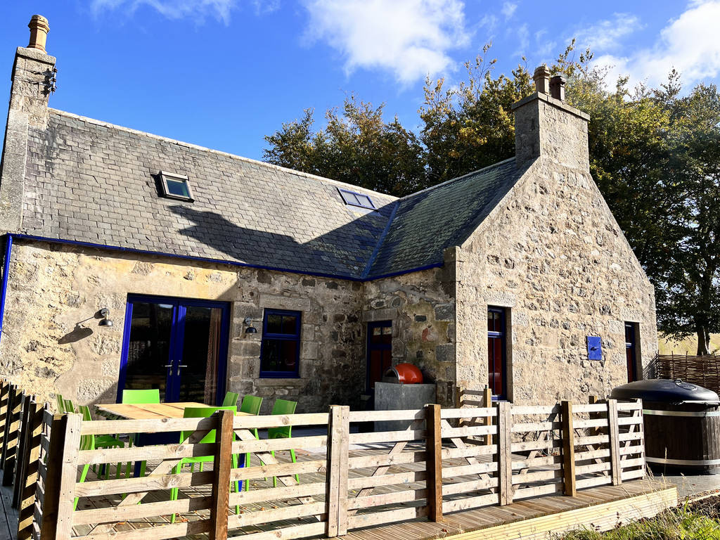 Denend Farmhouse Bothy in Aberdeenshire Canopy & Stars