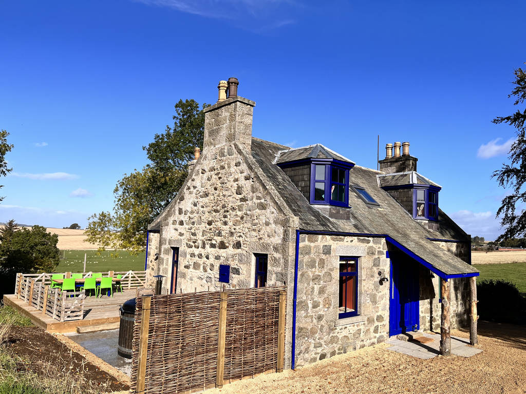 Denend Farmhouse Bothy in Aberdeenshire Canopy & Stars