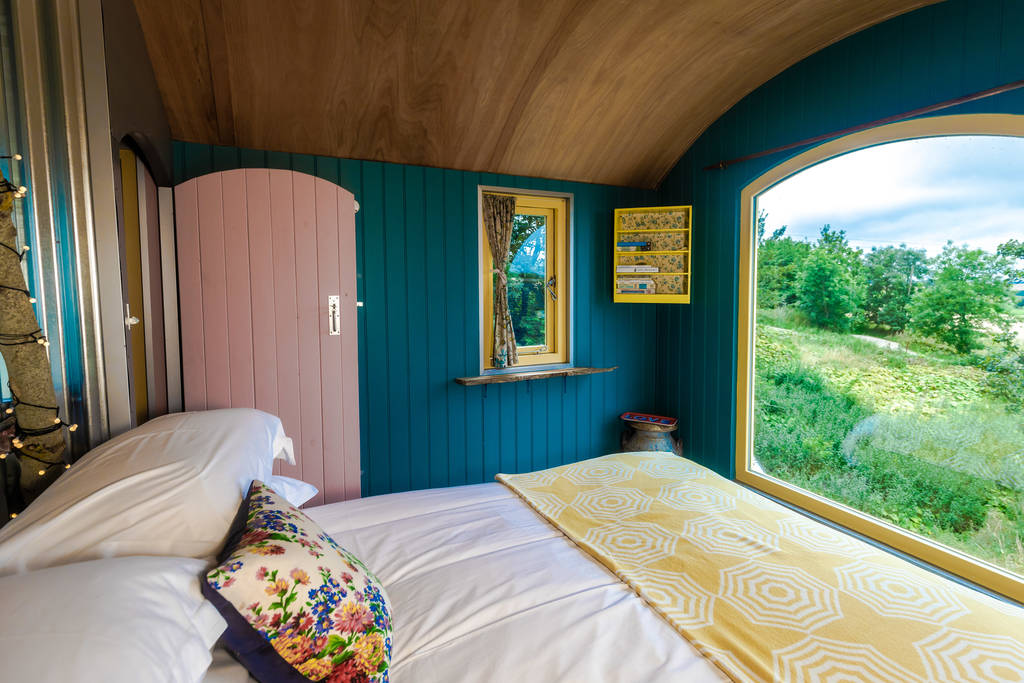 The Dairy at Denend Bothy in Aberdeenshire Canopy & Stars