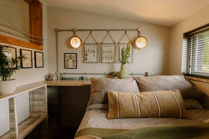 Douglas Boathouse bedroom