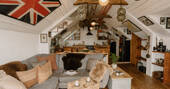 Douglas Boathouse living area
