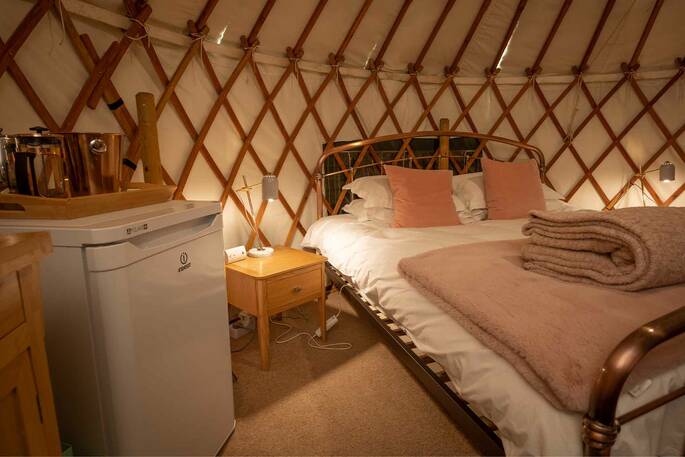 Bramble Yurt interior (3)