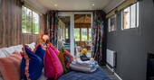 Thistle bedroom 