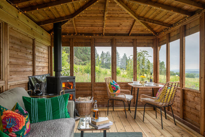 Thistle living area