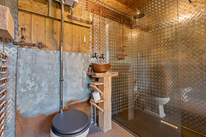 Bothan Dubh cabin shower room, Perthshire, Perth & Kinross, Scotland