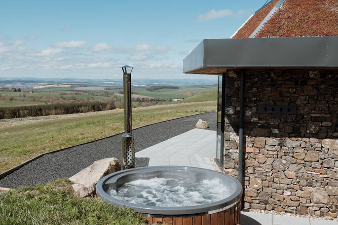 Outdoor hot tub