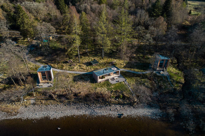 Cabin drone & neighbouring cabins 
