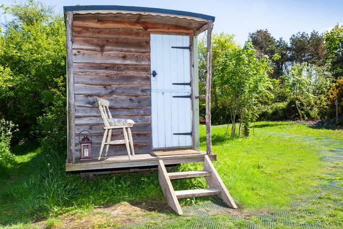 Coed Y Graig caravan glamping - shepherd's hut with shower and flushing loo, Amlwch, Anglesey, Wales