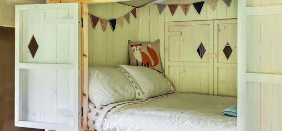Wonderfully Wild_Cabin bed