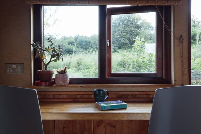 Bryn y Mor - Cabin B-034
