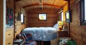 Kind size bed