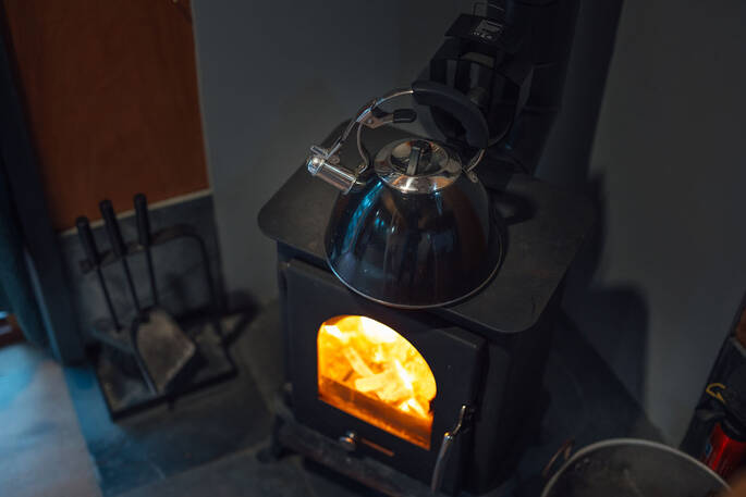 Wood burner as main source of heat
