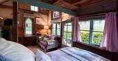Interior bed 