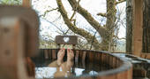 Copse Camp Treehouse - hot tub, Llandegla, Denbighshire, Wales