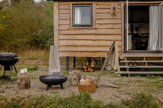 Firepit BBQ area