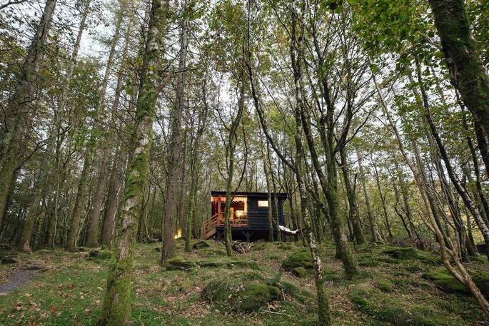 Caban y Coed exterior