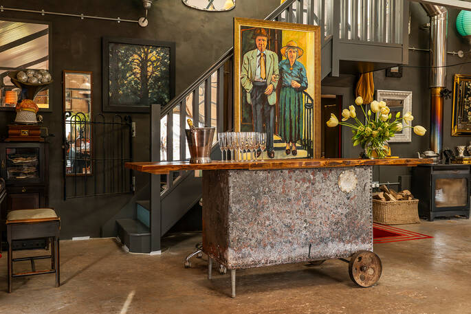 Pavilion champagne bar