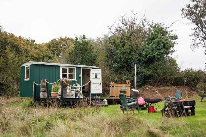 Cwt Gwyrdd front exterior