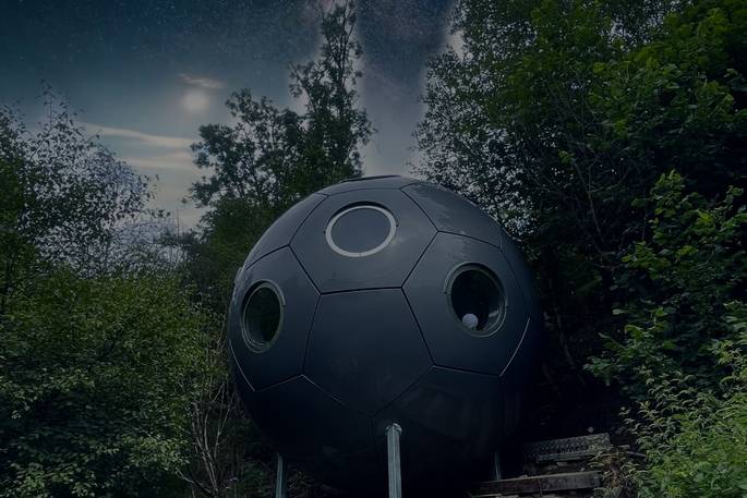 moon conker exterior