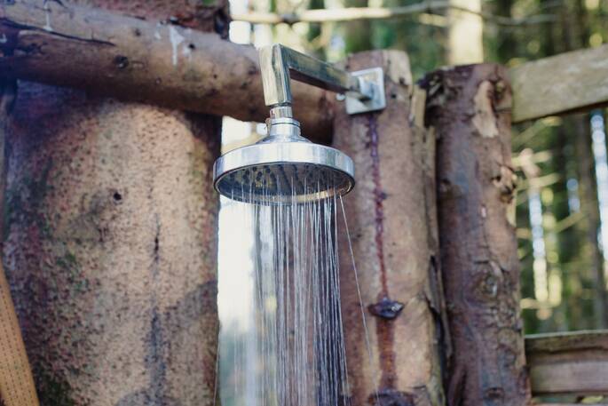 Ynys Affalon treehouse outdoor shower, Builth Wells, Powys, Wales