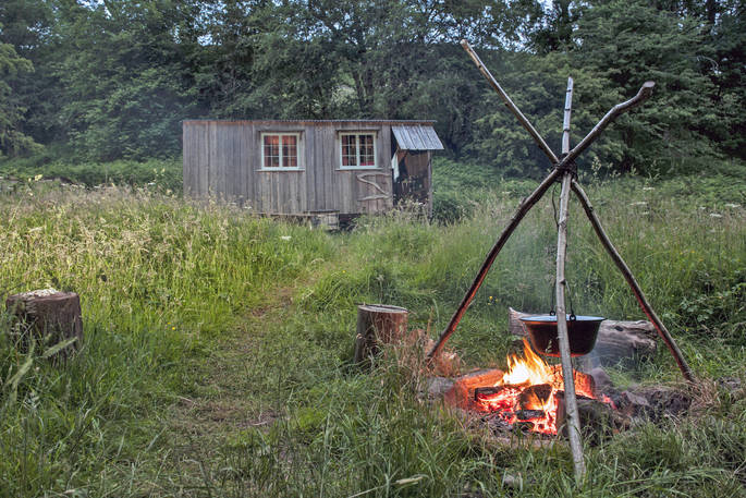 gwennol wagon campfire