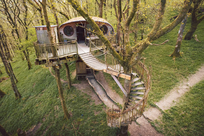 Living Room Treehouses, Powys (8)