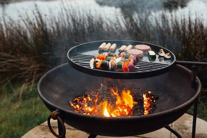 Firepit BBQ and grill