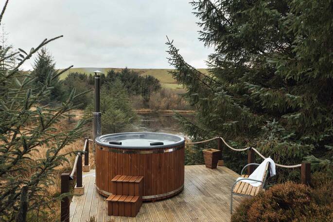 Hot tub platform
