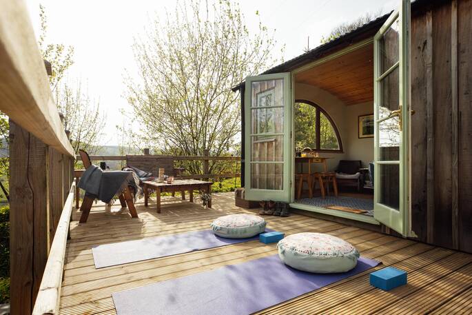 Front deck
