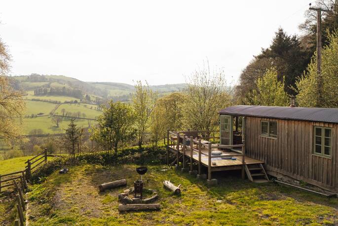 Luna Cabin