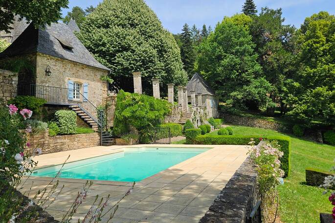 Shared Swimming pool