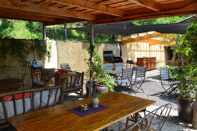 Outdoor dining for guests at Le Camp in France