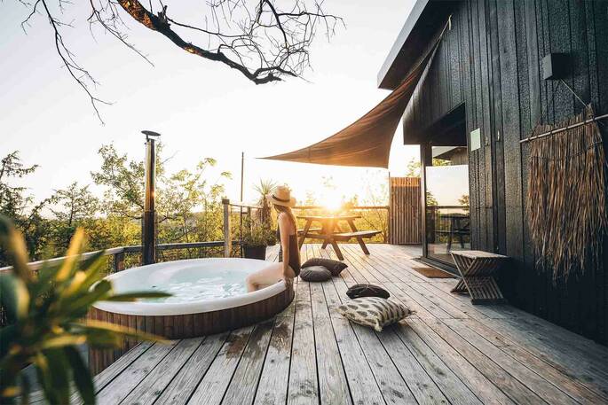 Sunset view from the cabin - Credit - @bestjobers