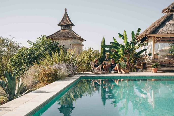 Swimming pool at Cabane Spa Pella Roca @bestjobers