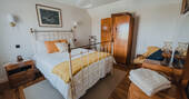 Double bed room