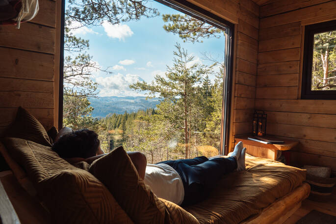 Reading nook with a view of the valley