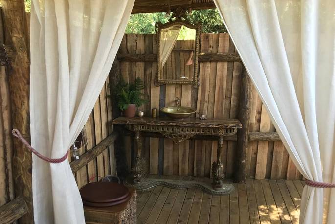 Sunshine Tipi compost loo, A Terra, Sao Teotinio, Baixo Alentejo, Portugal