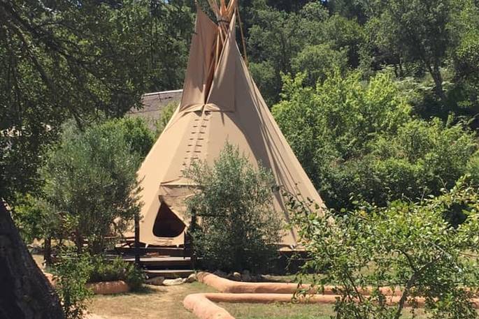 Sunshine Tipi exterior, A Terra, Sao Teotinio, Baixo Alentejo, Portugal